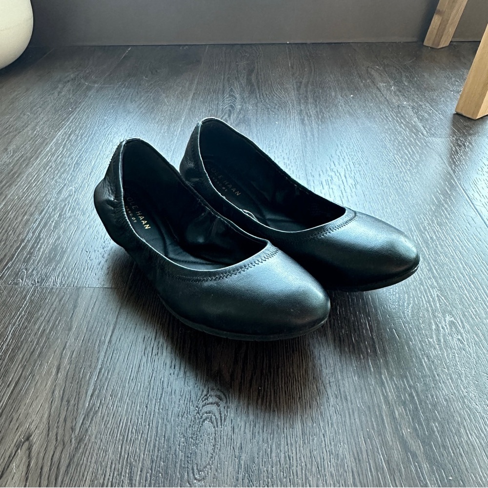 Cole Haan zerogrand black flats size 6.5